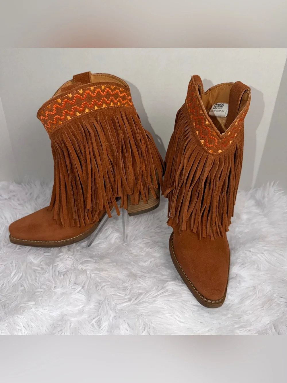 Dingo Women's Brown Suede Tapadero Snip Toe Bootie with Fringe